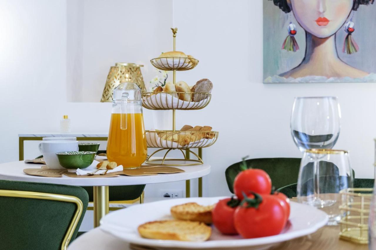 La Bella Ostuni Suites Bagian luar foto