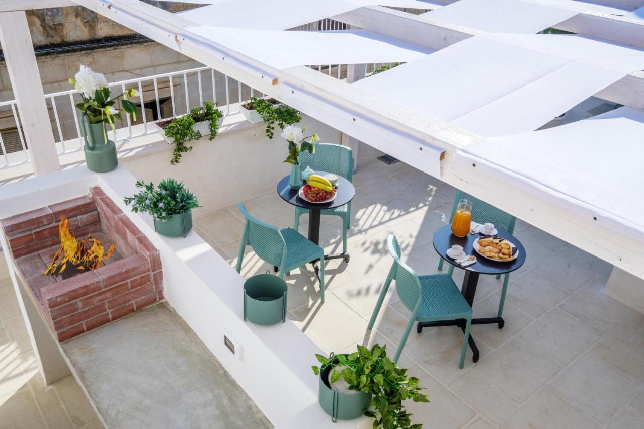 La Bella Ostuni Suites Bagian luar foto