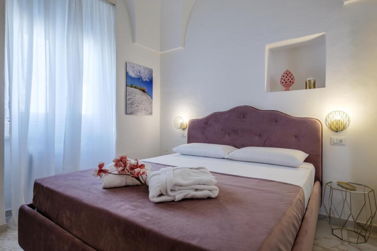 La Bella Ostuni Suites Bagian luar foto