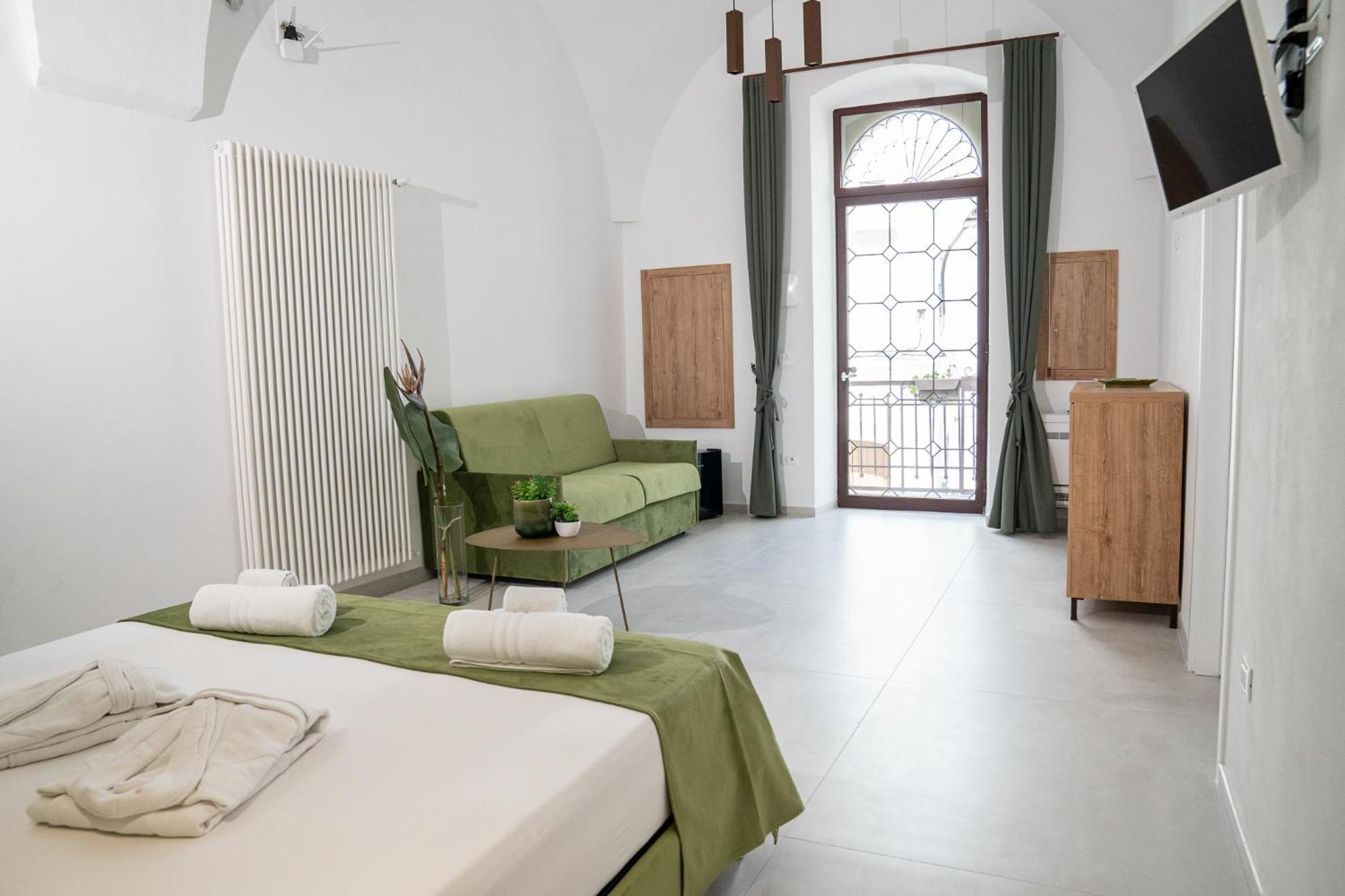 La Bella Ostuni Suites Bagian luar foto